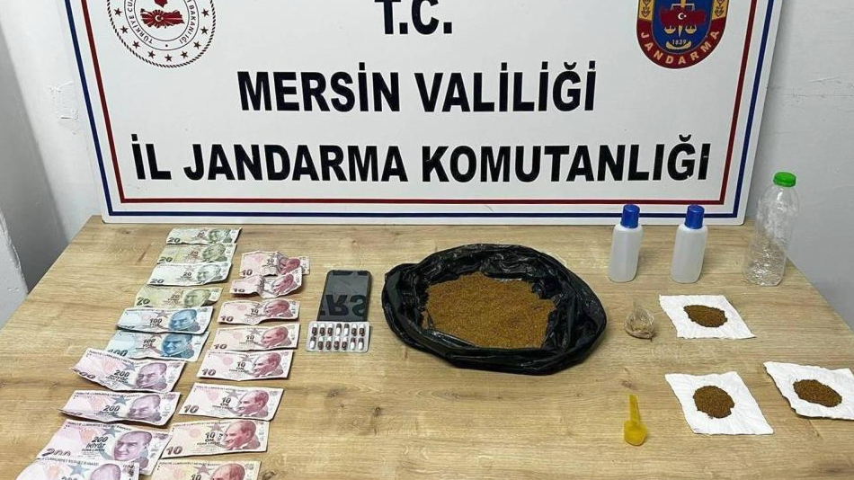 Mersin'de 2 uyuşturucu taciri yakalandı