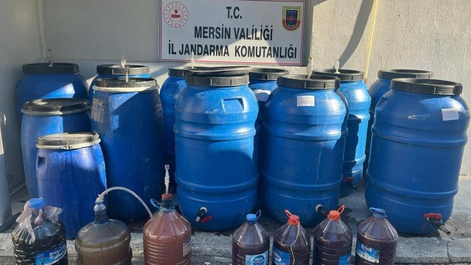 Mersin'de 3 ton sahte içki ele geçirildi