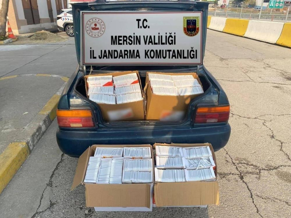 Mersin'de kaçak makaron operasyonu: 4 gözaltı