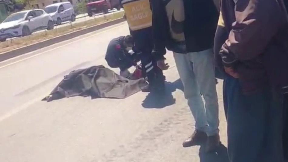 Mersin'de kamyonetin çarptığı yaşlı adam hayatını kaybetti