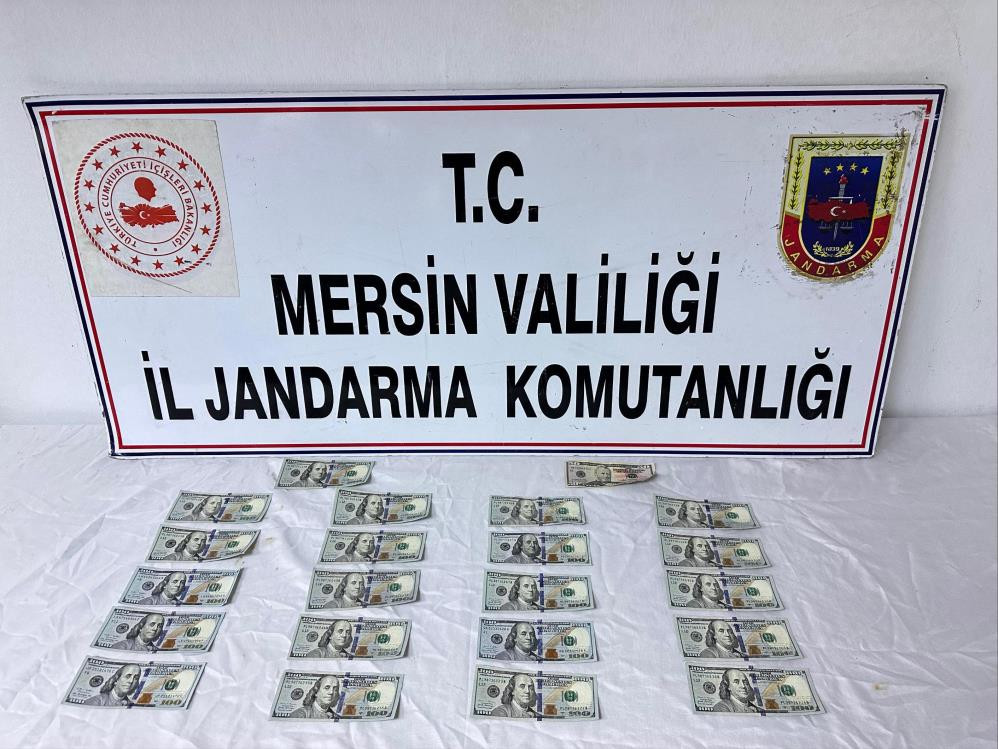 Mersin'de sahte dolarlar ele geçirildi