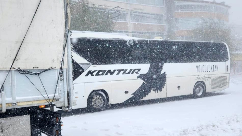 Sertavul geçidi ulaşıma kapandı