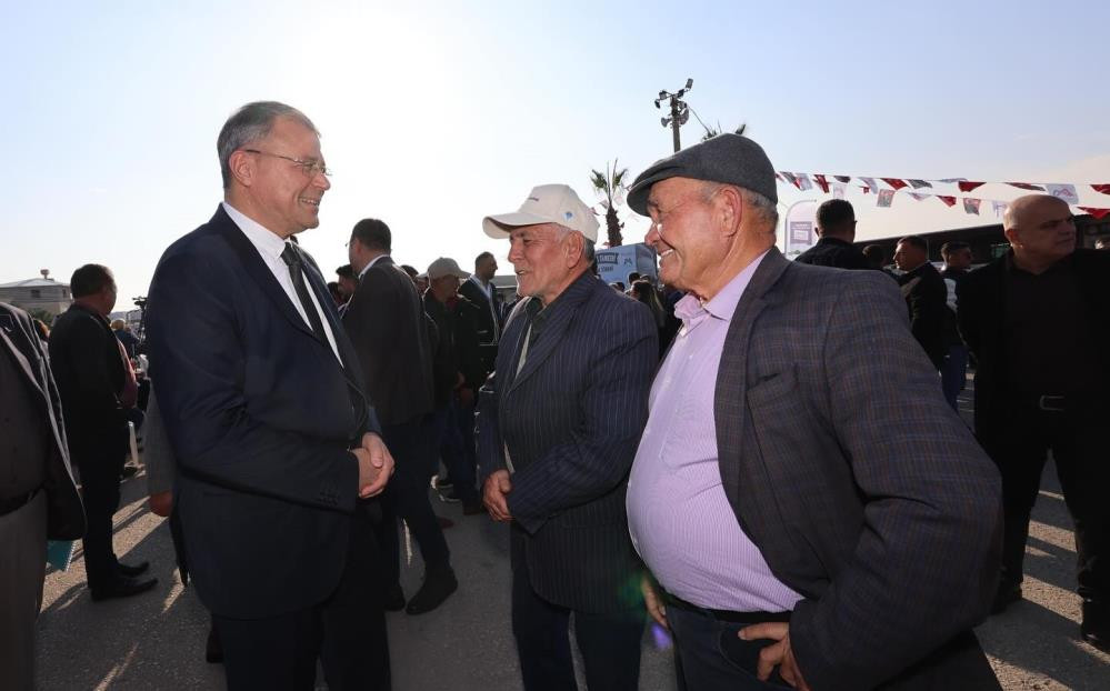 Silifke Belediye Başkanı Turgut, “Emekliler çayı 2,50 TL'ye içecek, öğrenciler ise yemeği 20 TL'den yiyecek”